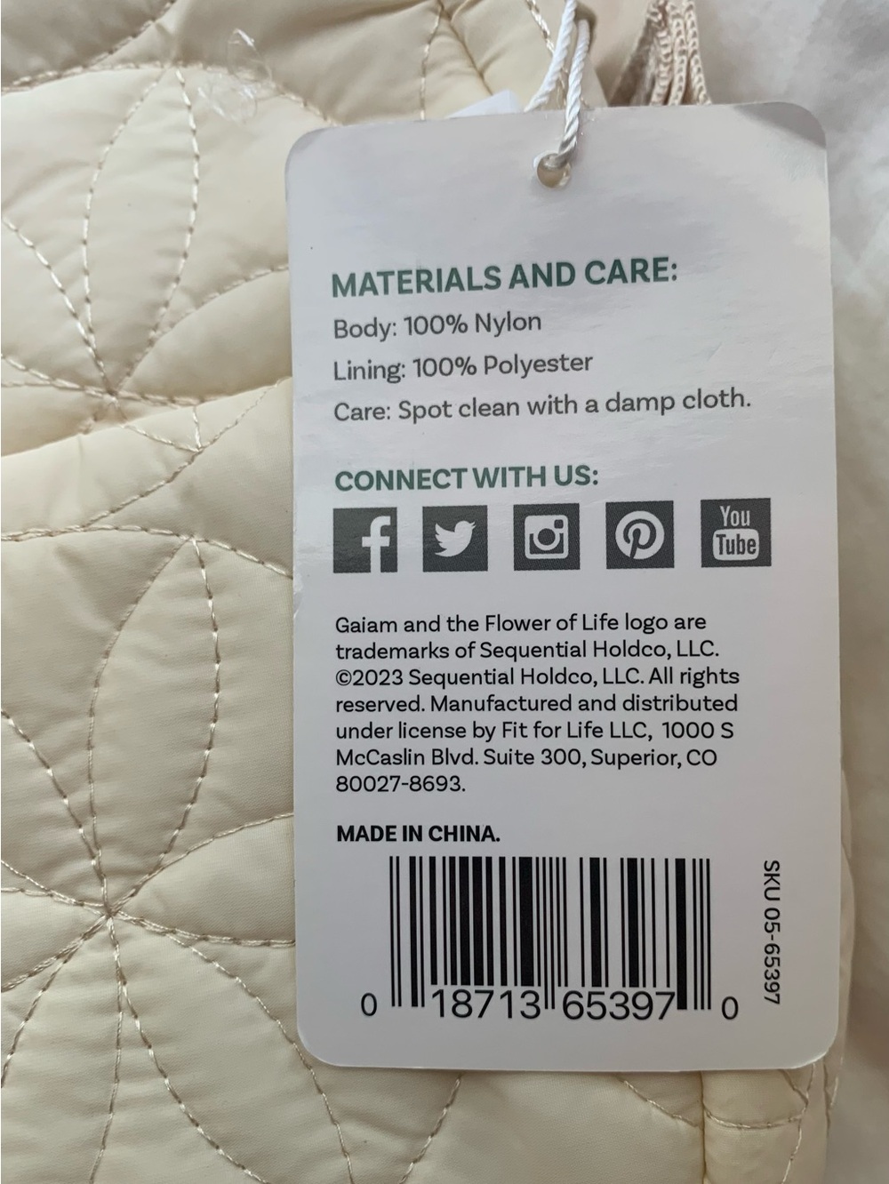 Gaiam Quilted Crossbody Bag Cream Yoga Boho Festival Lightweight - Picture 3 of 14